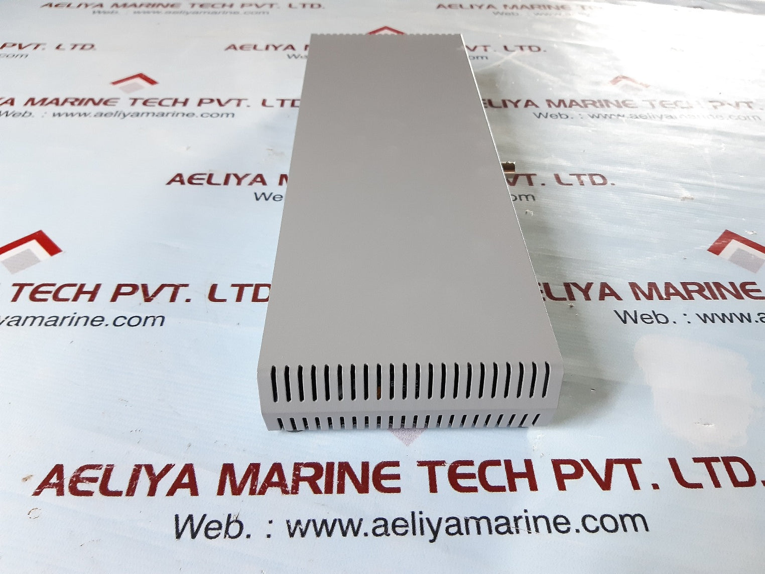 Allied telesyn at-mr820tr centrecom multiport micro hub/repeater