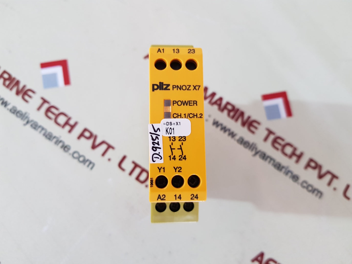 Pilz pnoz x7 24vacdc 2n/o safety relay 774059