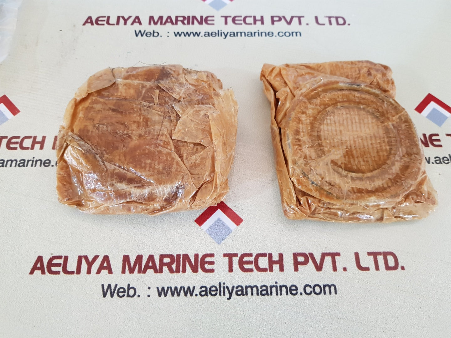 Liebherr z453300033 cyl roller bearing