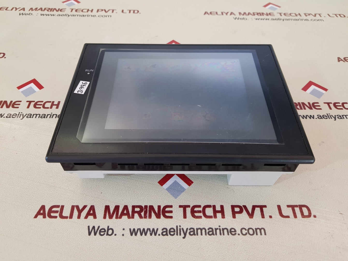 Omron ns5-sq10b-v2 interactive display 24v 15w