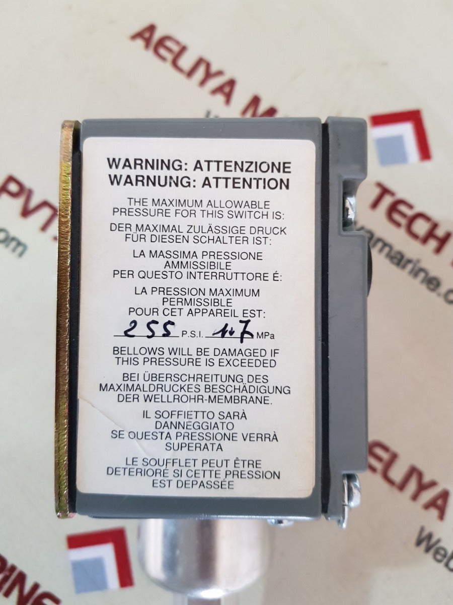 Square d class 9012 acw8 pressure switch ser C