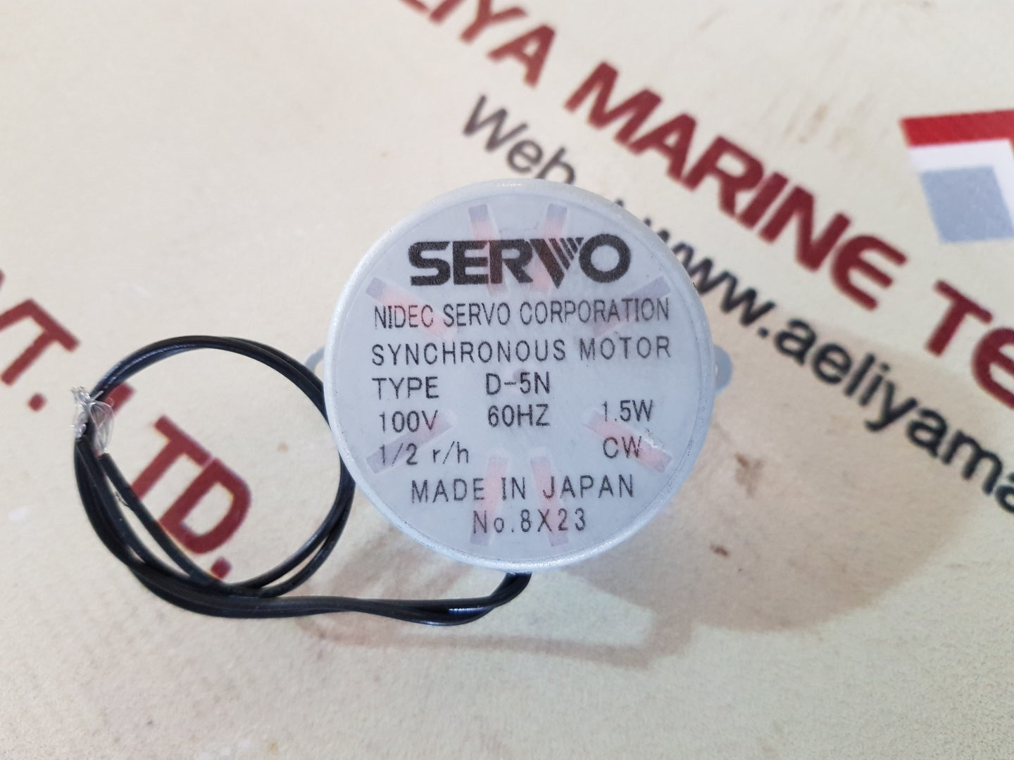 Servo d-5n synchronous motor 100v 60hz 1.5w