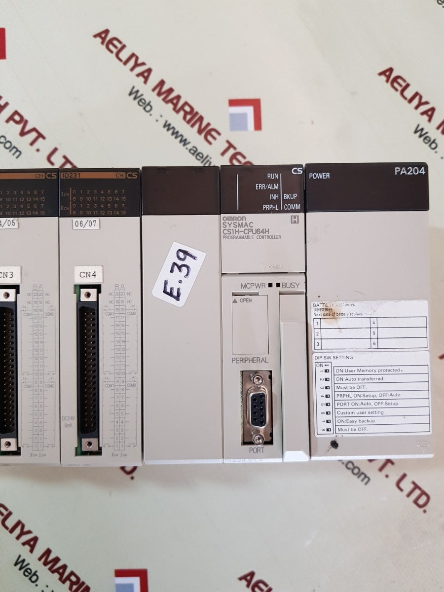 Omron cs1h-cpu64h/pa204/oc211/ad081-v1/da08c/id231 module