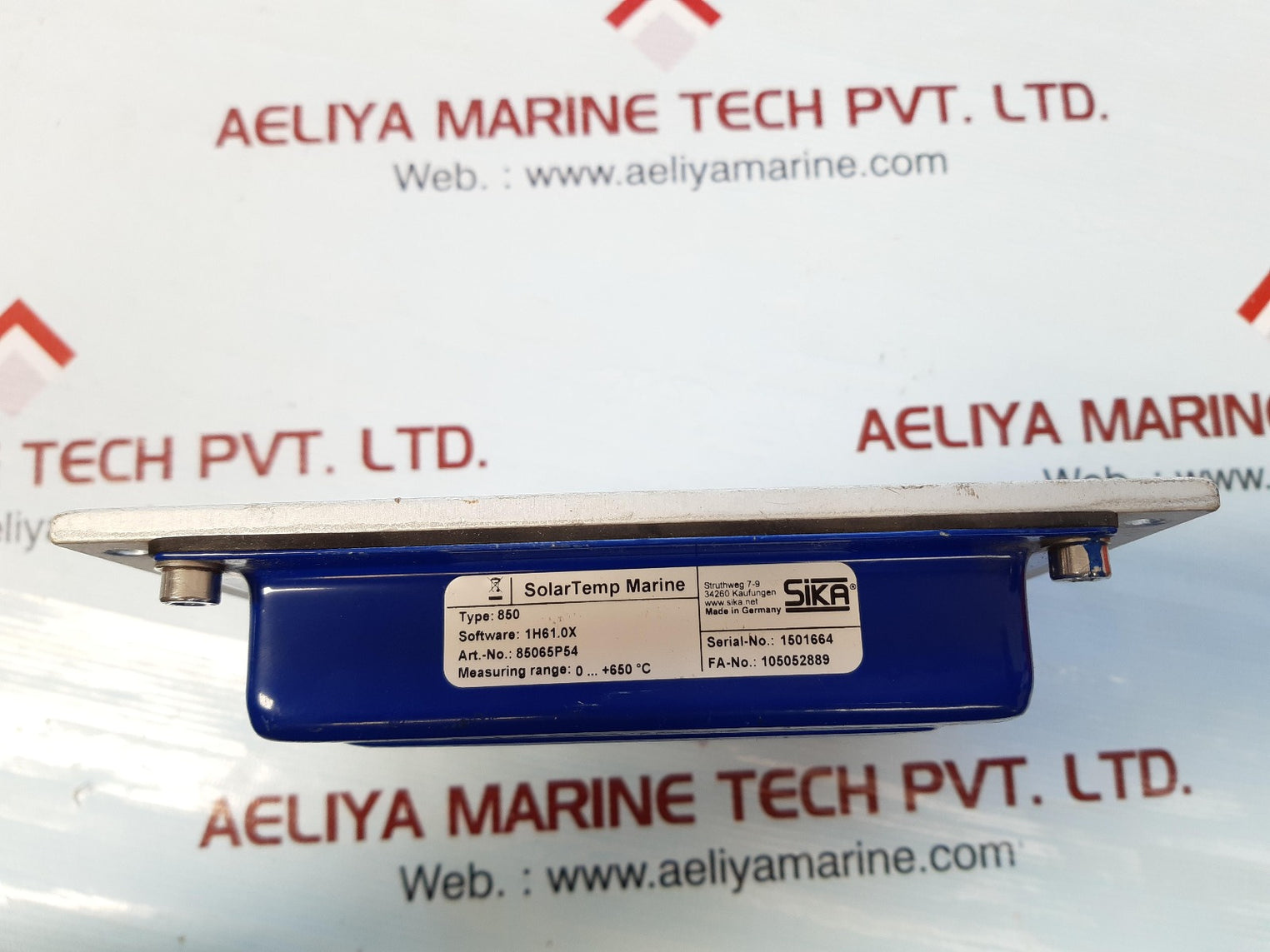 Sika 850 solar powered marine 'c sensor