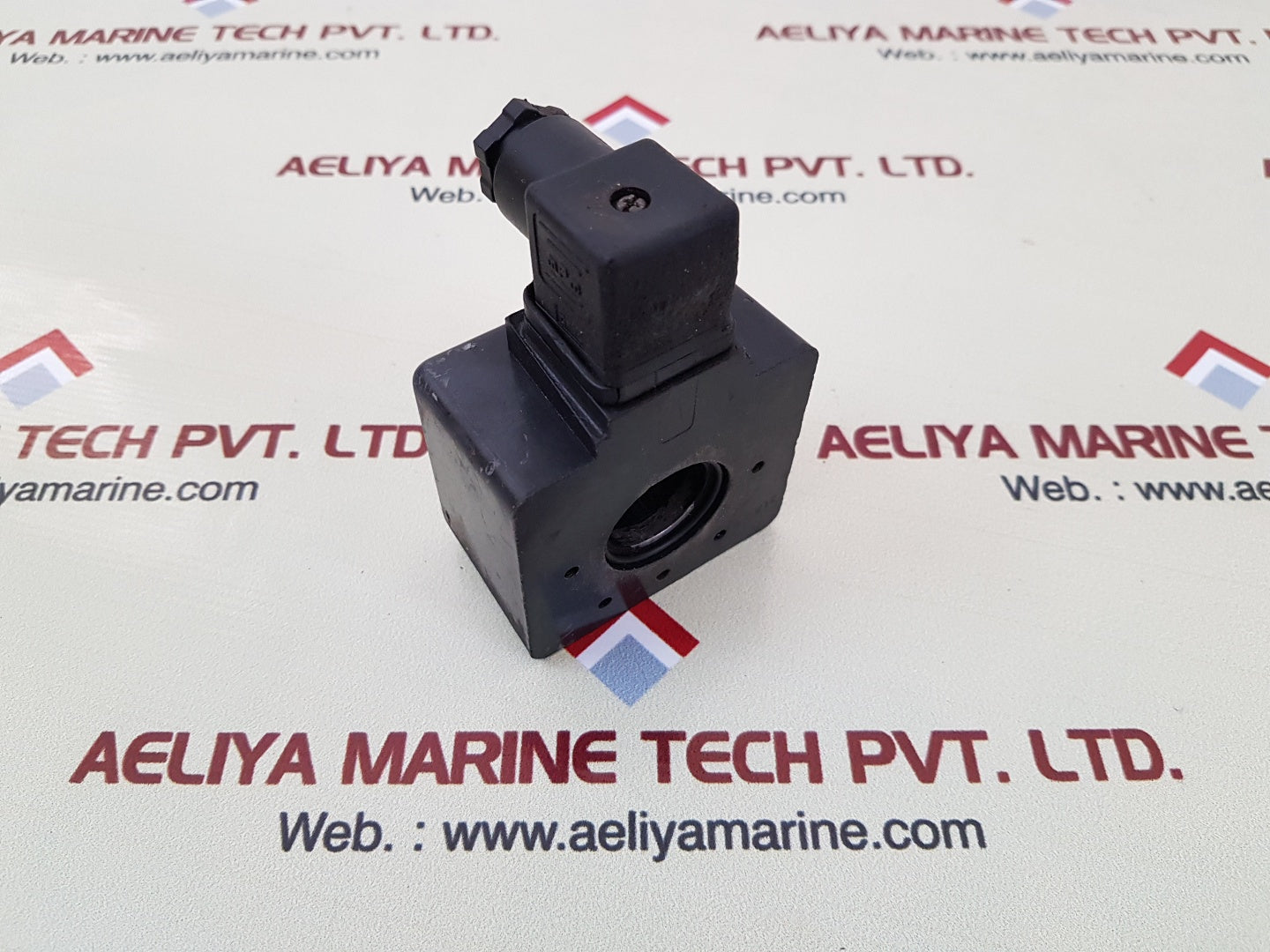 Vickers 617475 solenoid coil 110vac 50hz ip65
