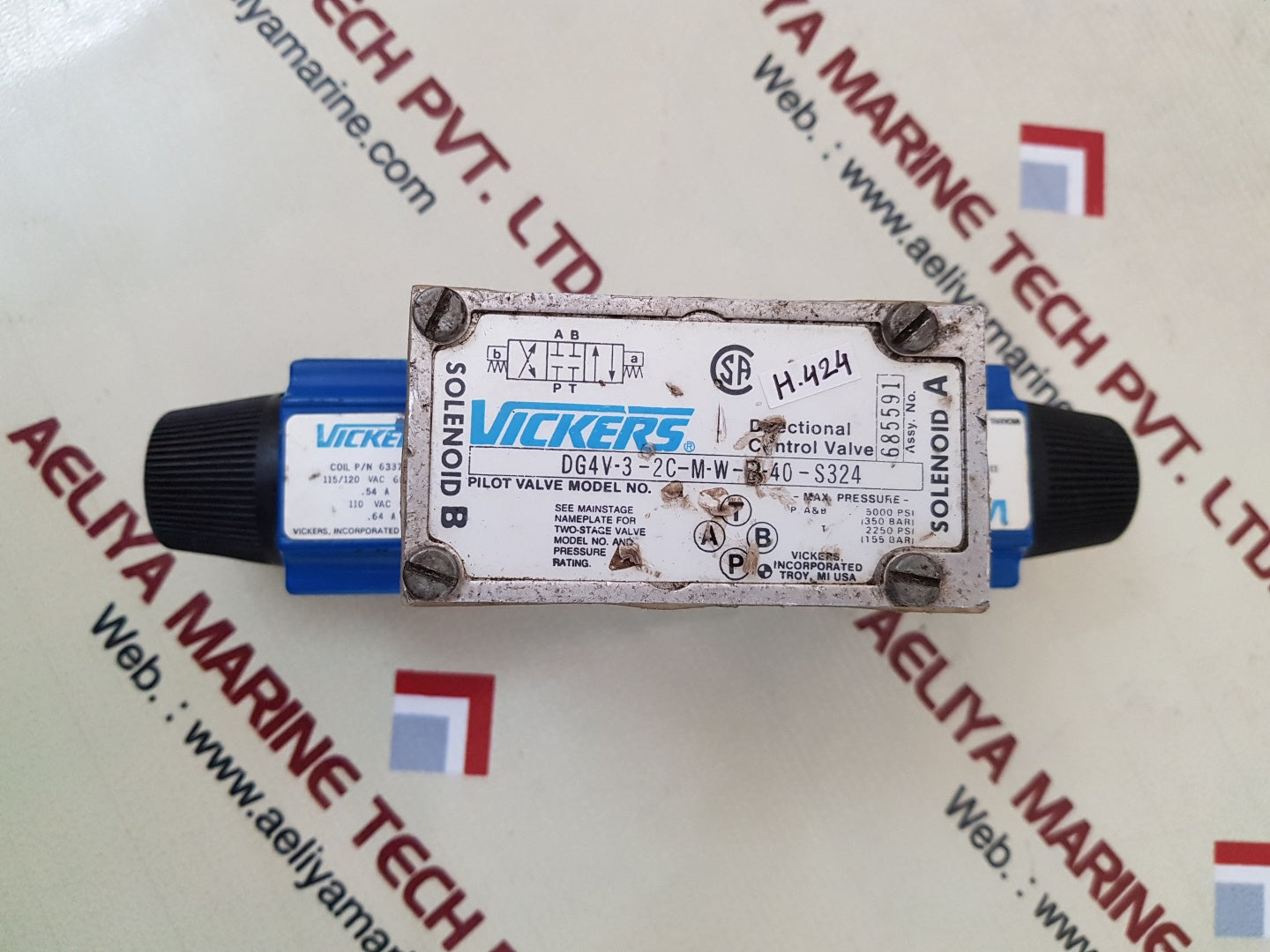 Vickers dg4v-3-2c-m-w-b-40-s324 directional control valve