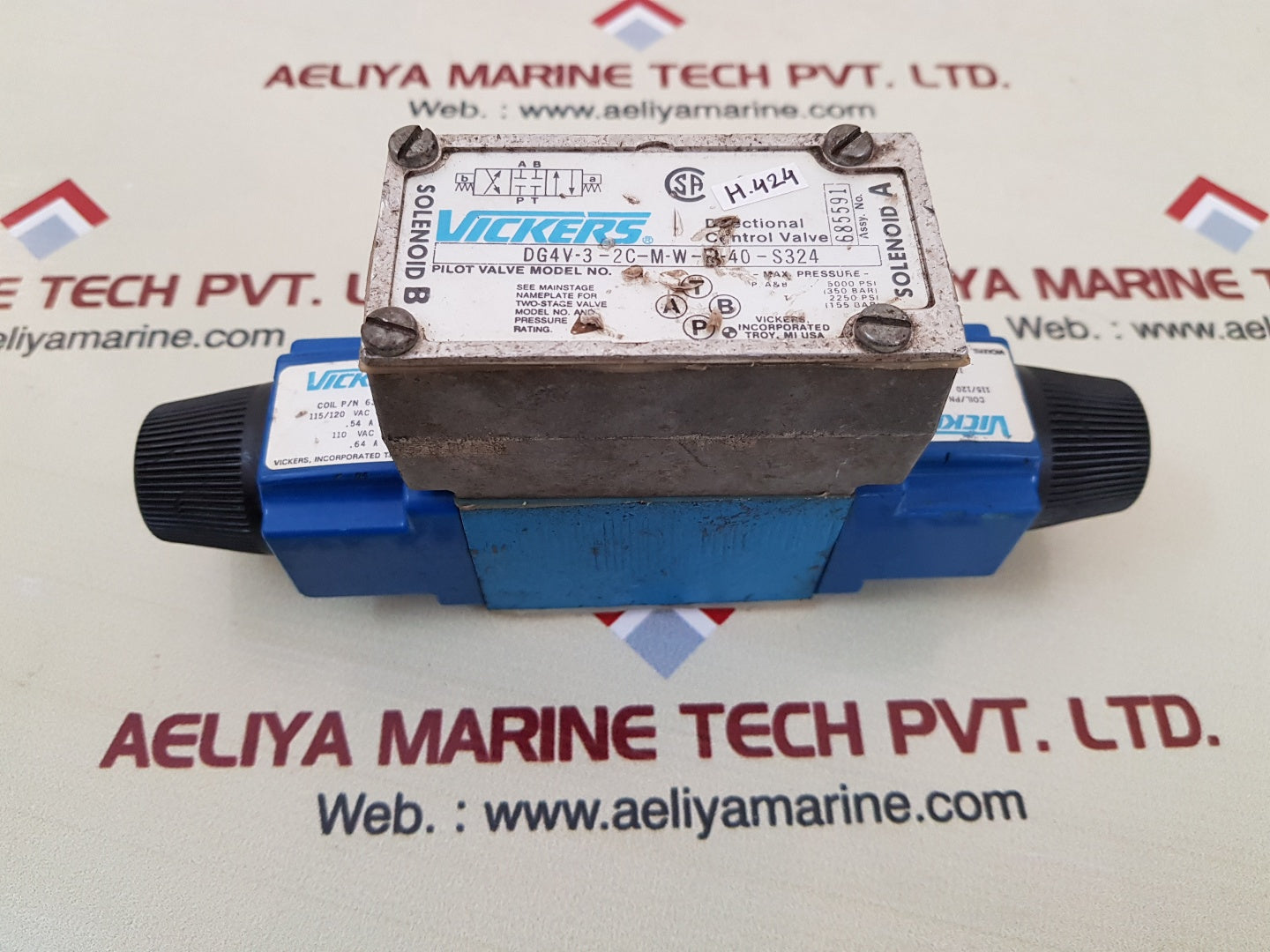 Vickers dg4v-3-2c-m-w-b-40-s324 directional control valve