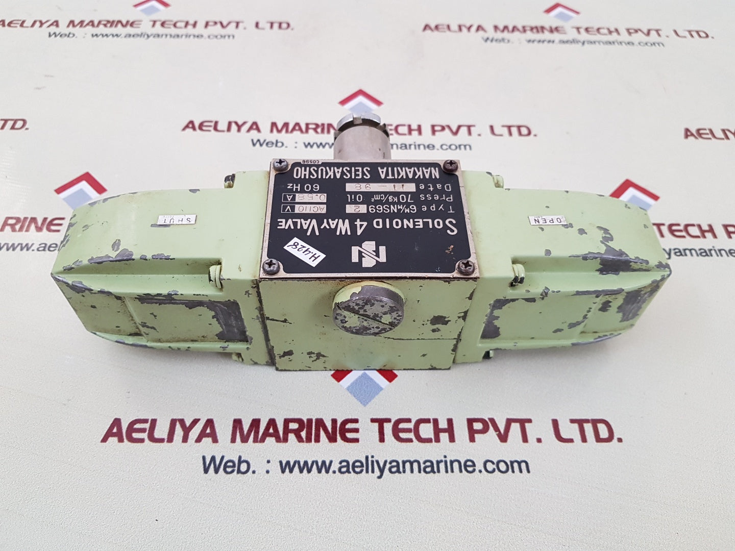 Nakakita 6m/mns69 2 solenoid 4 way valve ac110v 0.58a 60hz