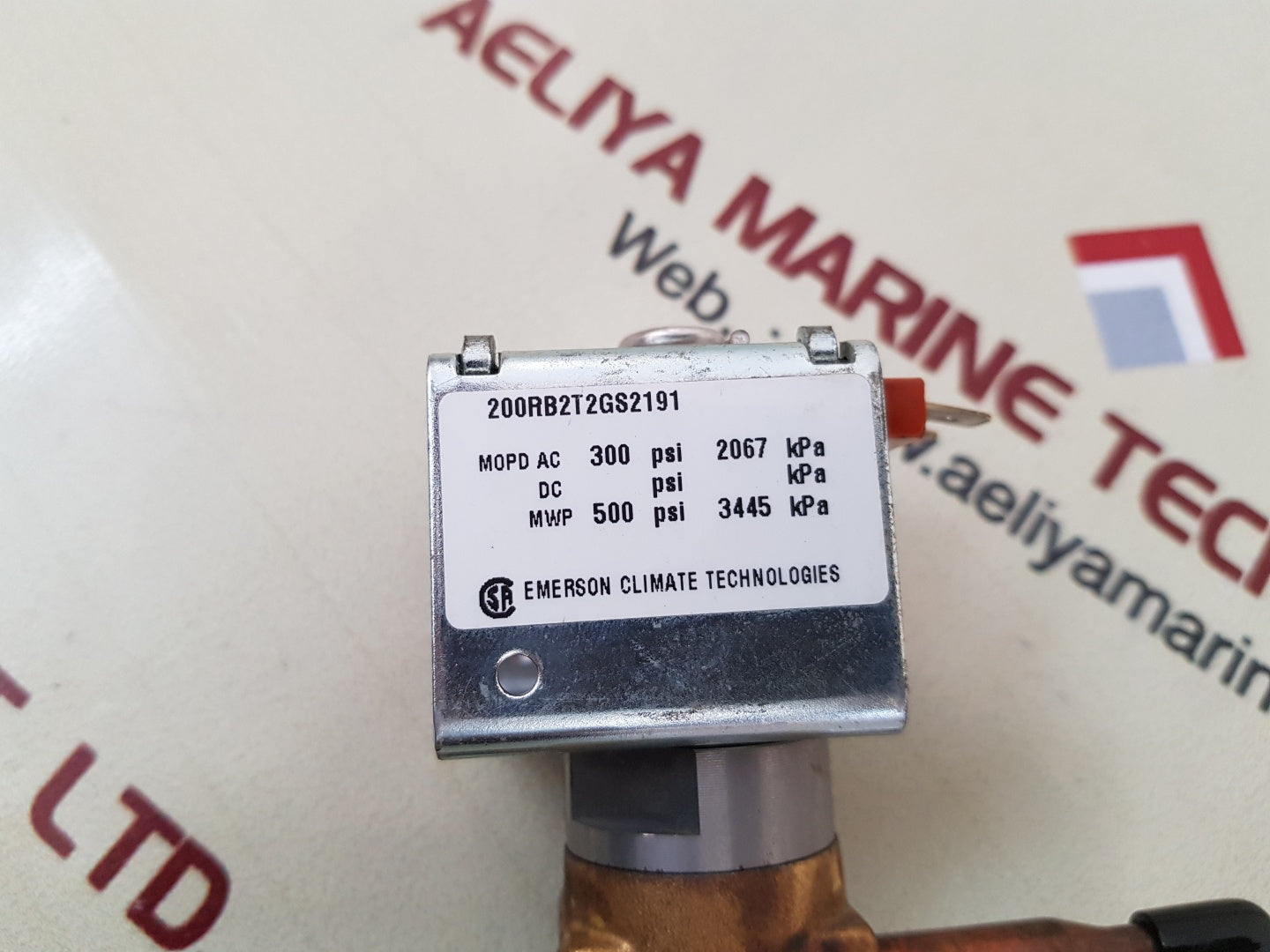 Emerson 12-2471-01 hot gas valve with coil
