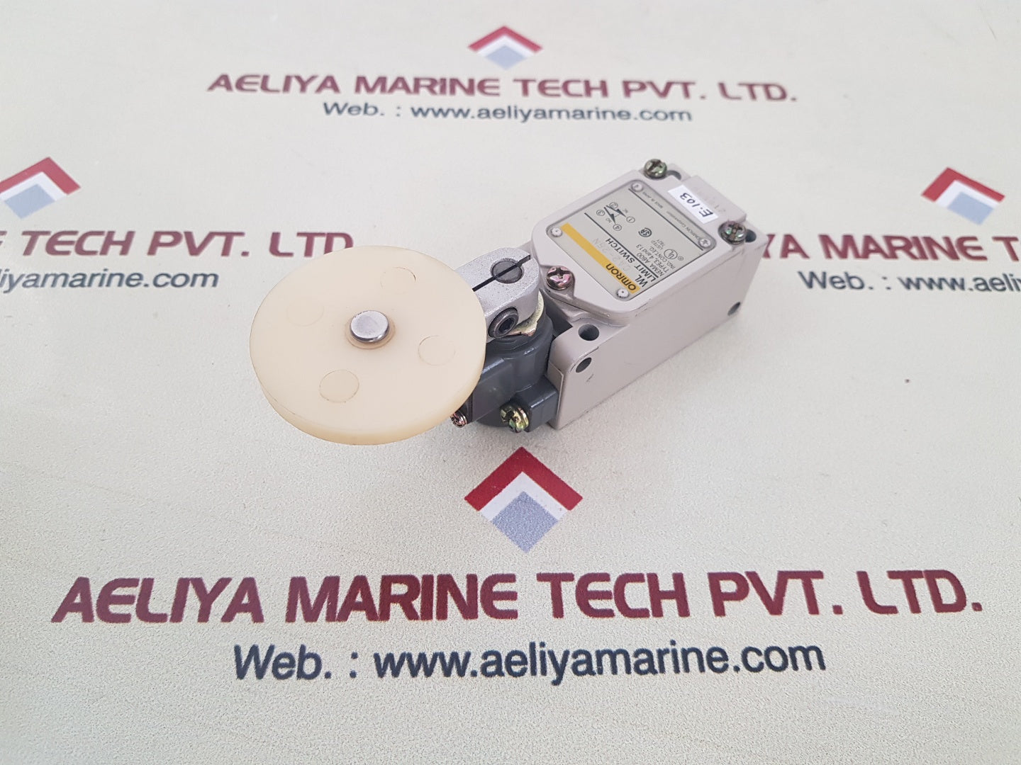 Omron wlca2-26n limit switch