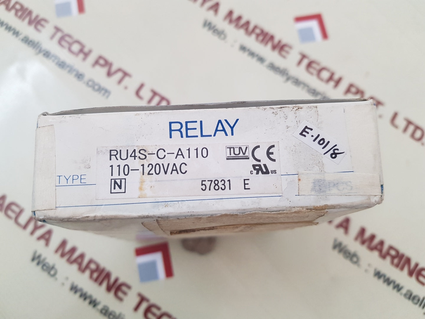 Idec ru4s-c-a110 relay 110-120vac 50/60hz