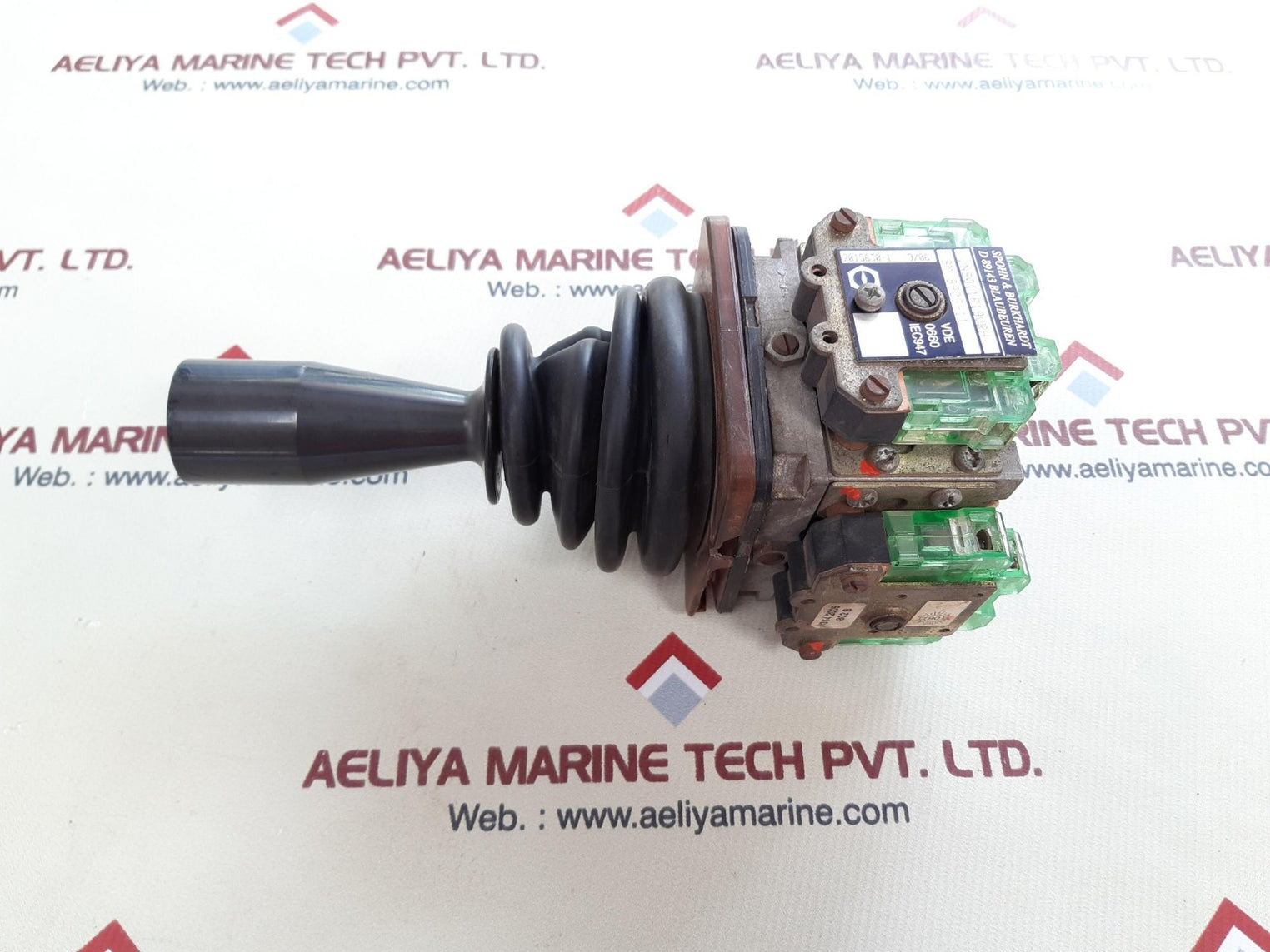 Spohn & burkhardt vns011f18vrh crane joystick