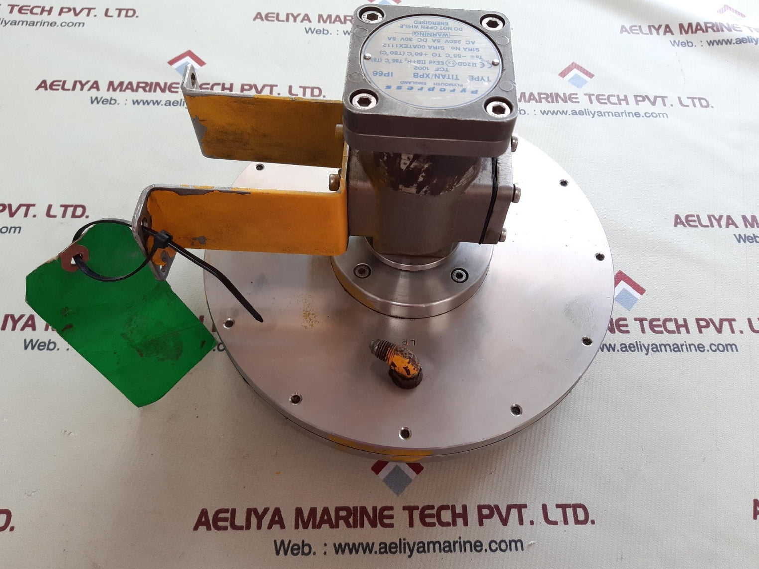 Pyropress titan/xpb ip66 pressure switch