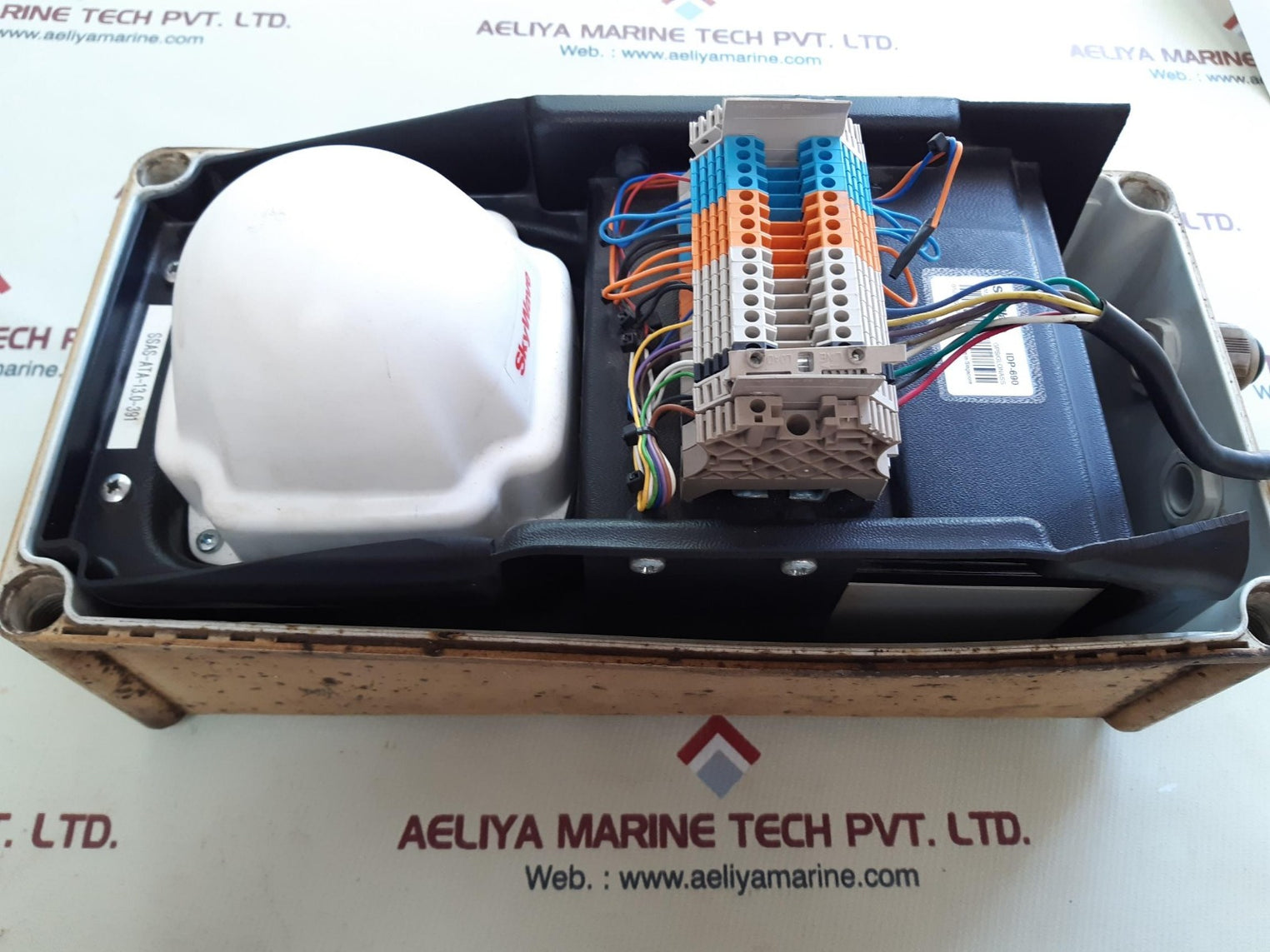 Skywave idp-690 satellite remote monitoring system