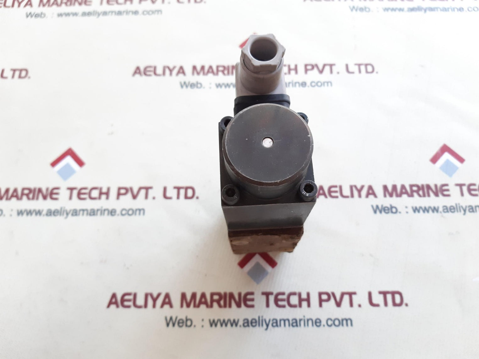 Hydranor kongsberg rse2-062ay11/024s-1 hydraulic valve