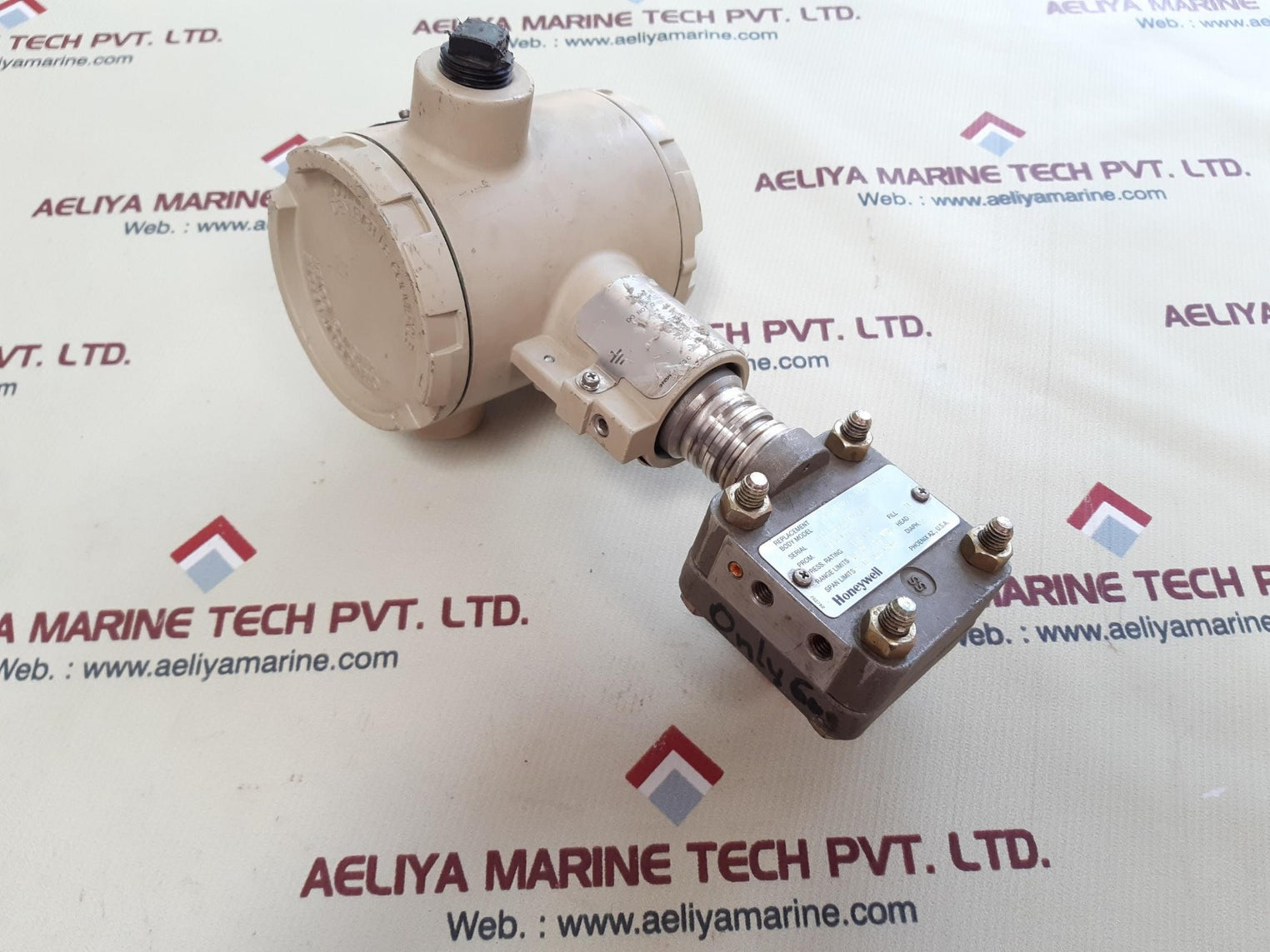 Honeywell st3q00 s100 r300 smart pressure transmitter