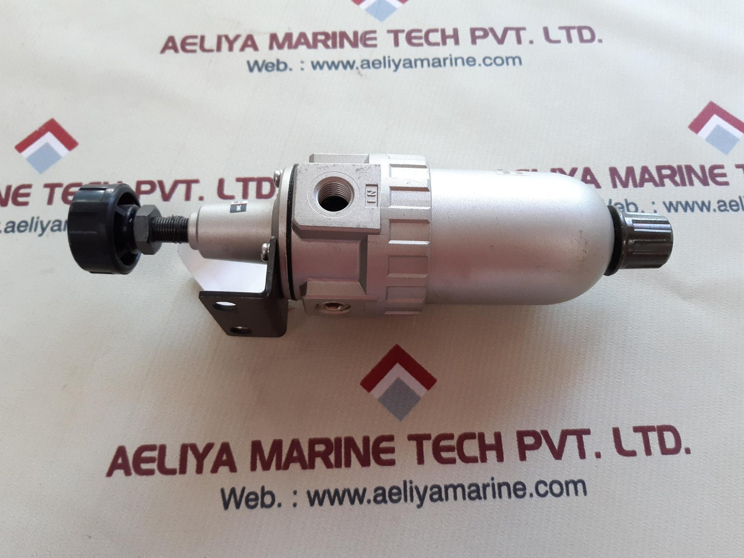 Smc aw211-02b-2-x366 filter regulator