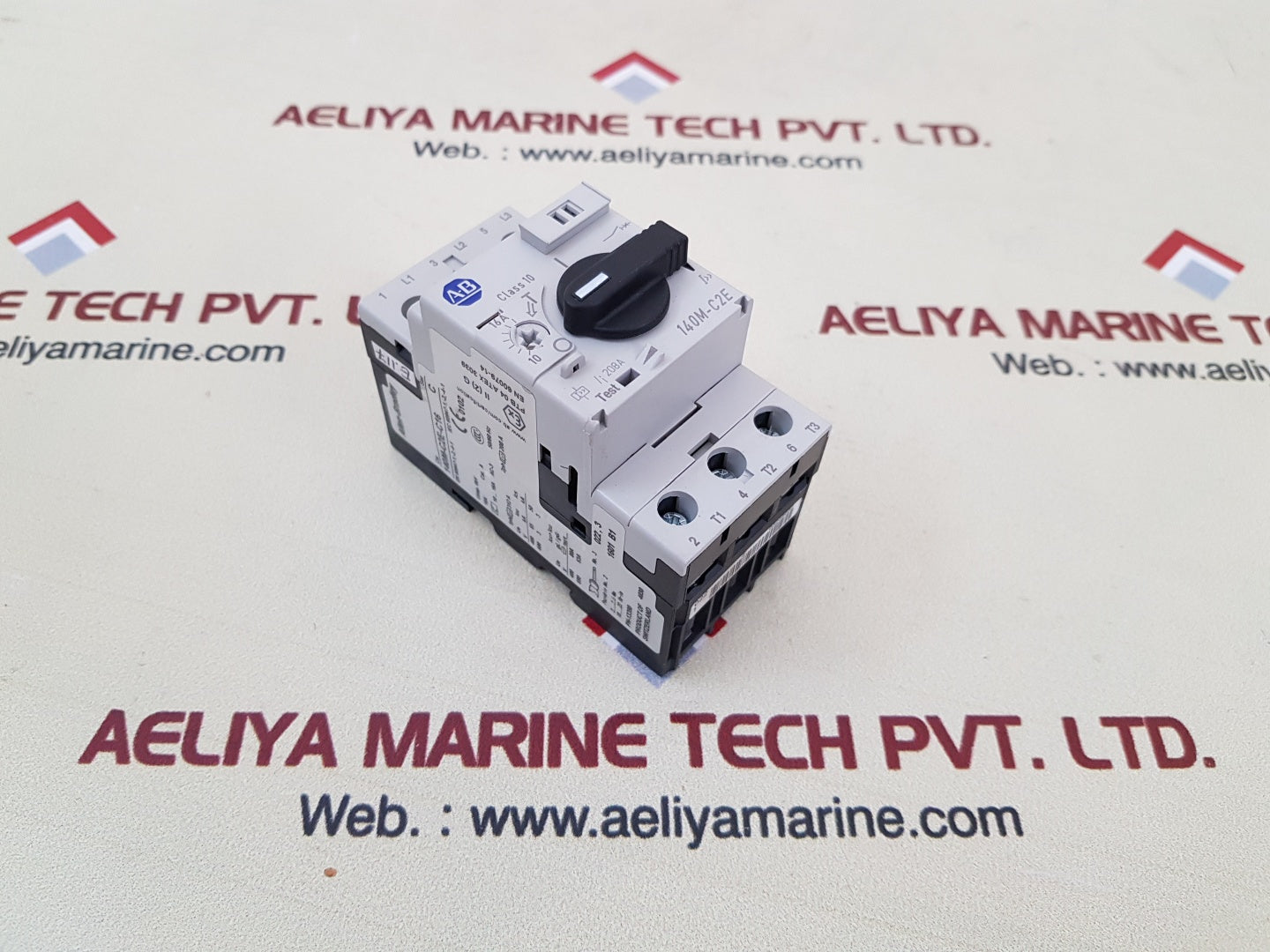 Allen-bradley 140m-c2e-c16 ser.c circuit breaker