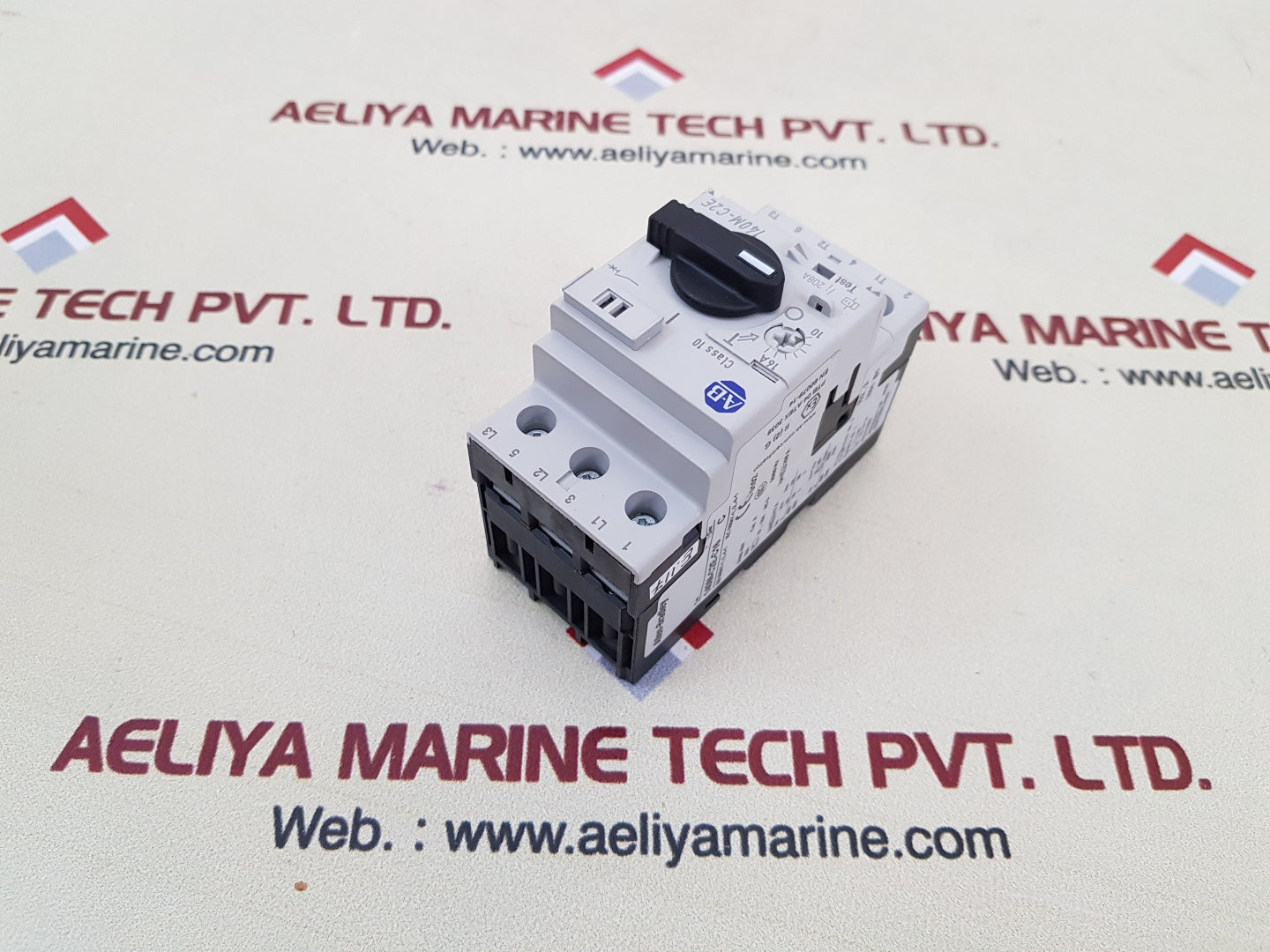 Allen-bradley 140m-c2e-c16 ser.c circuit breaker