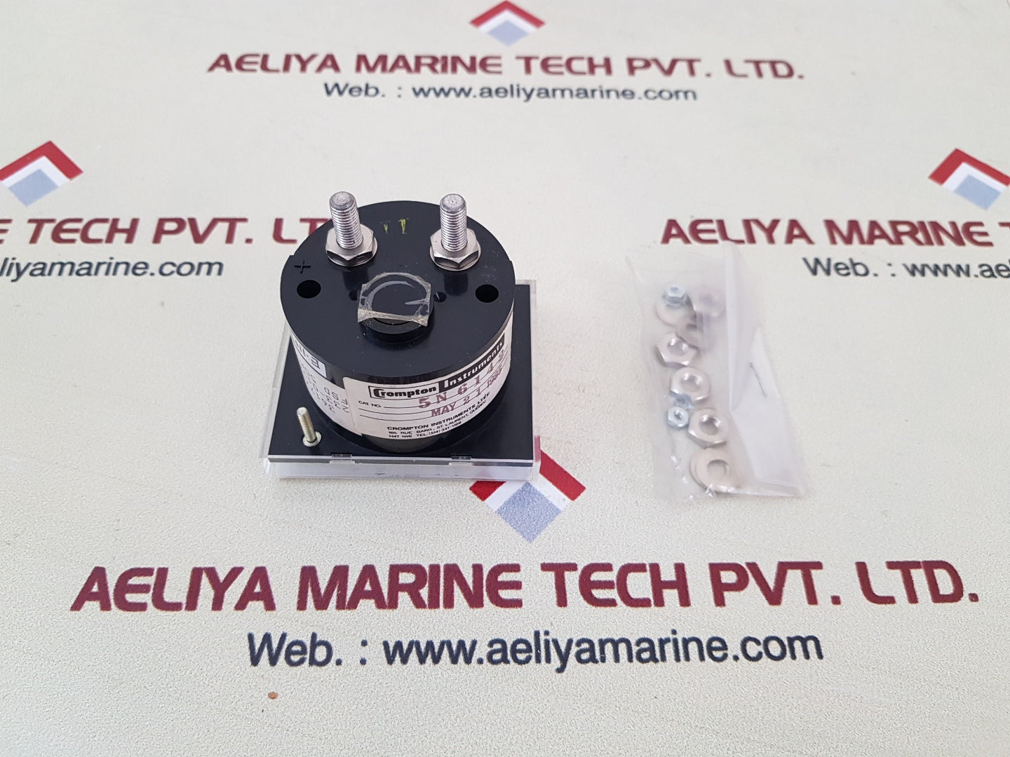 Crompton instruments d.c. amperes 5n6142 