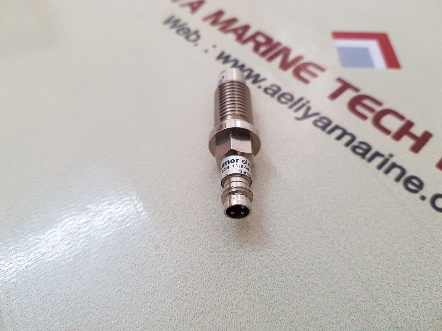 Baumer electric ifr 12.24.11/k462 proximity switch