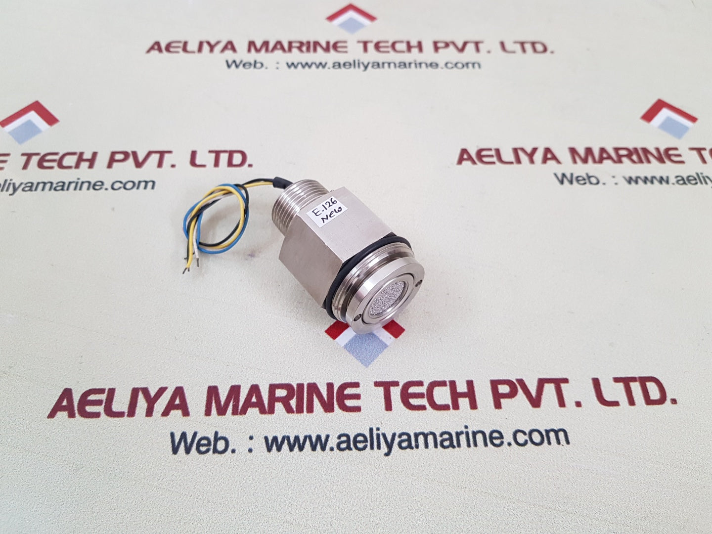 Detcon 365-037020-160 sensor with holder 2.7vdc