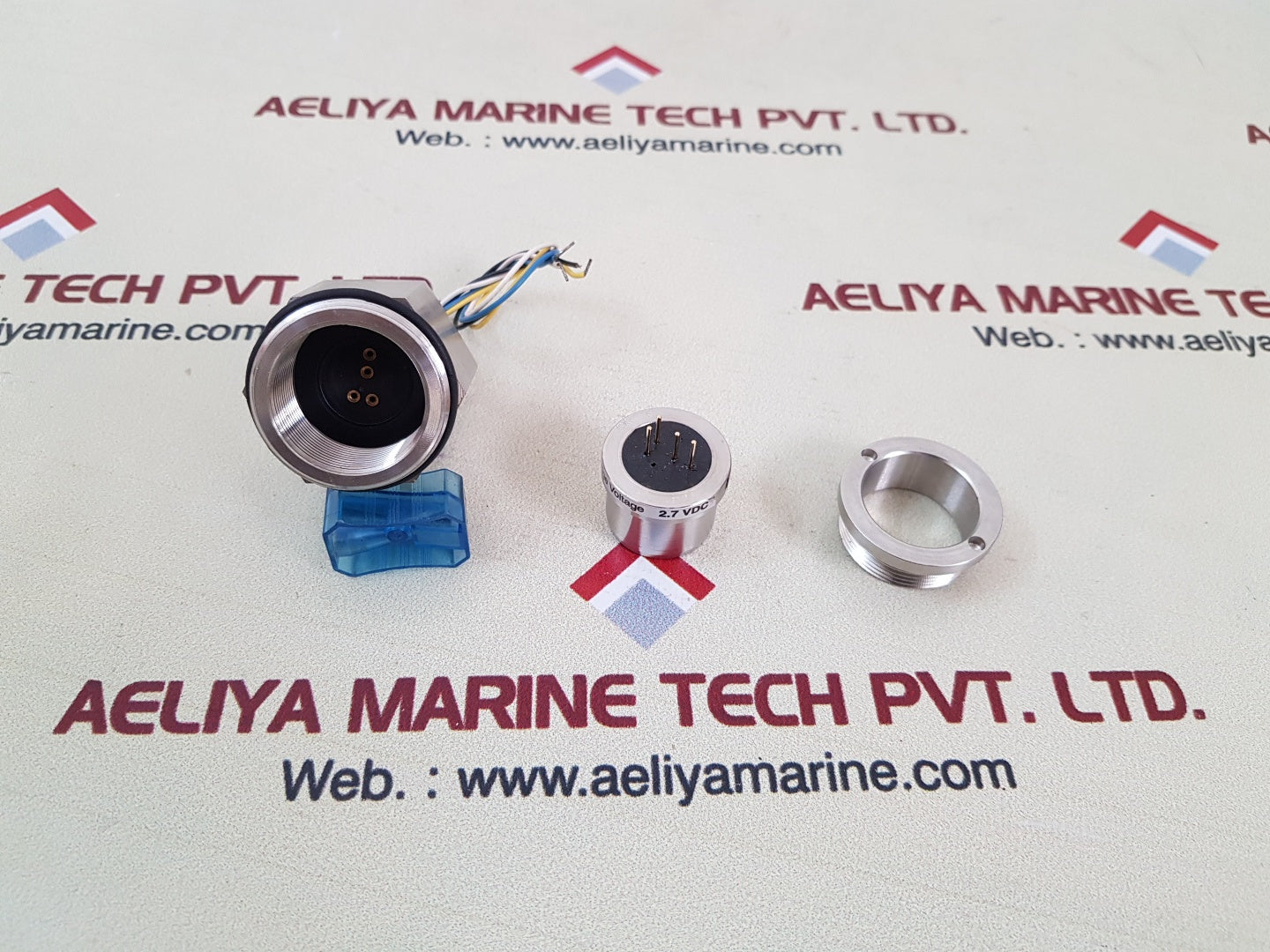 Detcon 365-037020-160 sensor with holder 2.7vdc