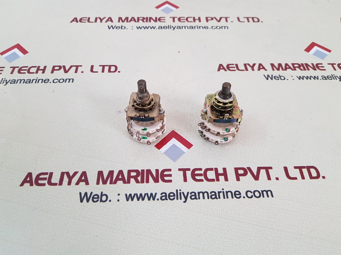 H-10347-b00001 switch,for mud flow fill