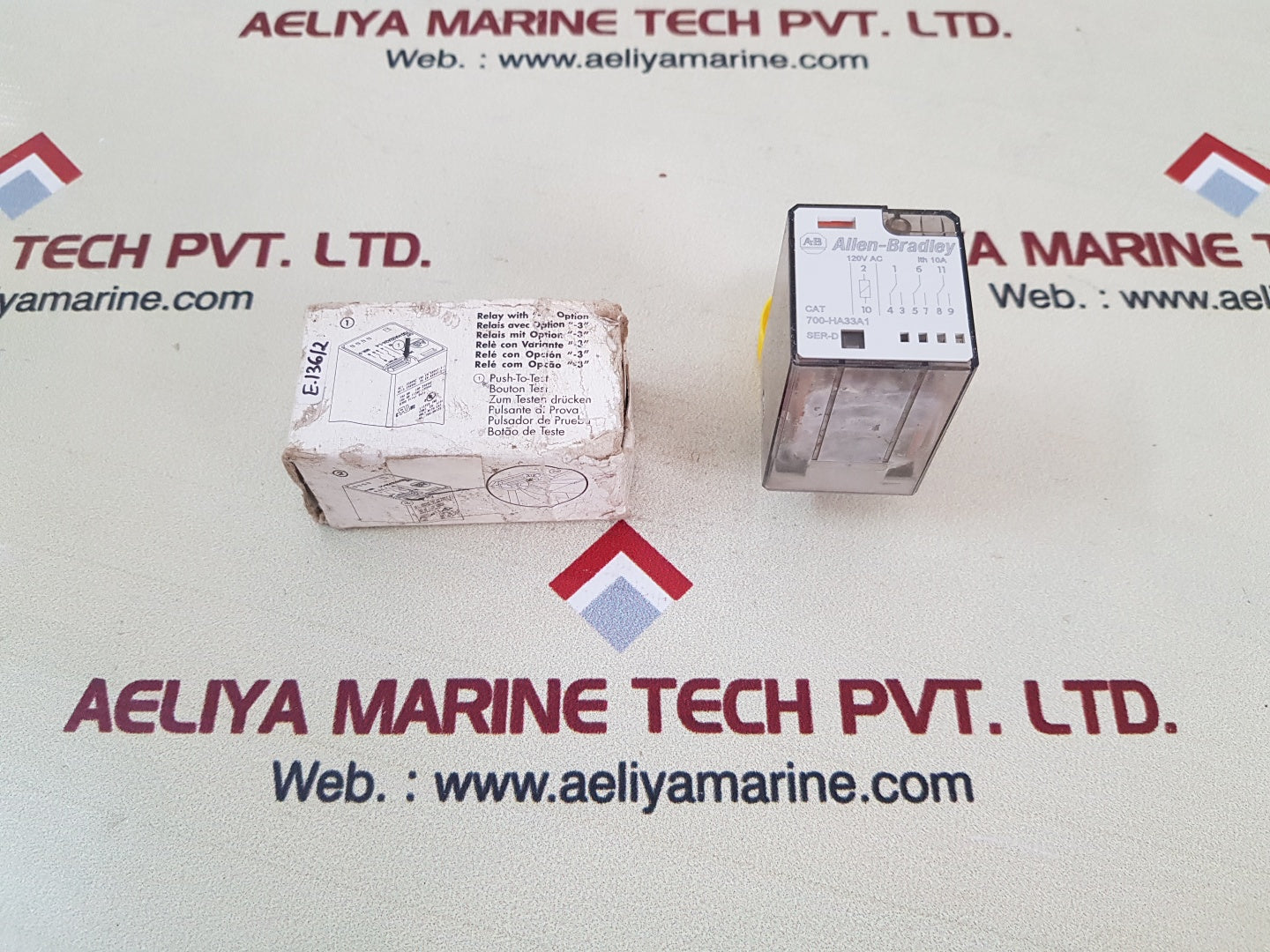 Allen-bradley 700-ha33A1 Tube Base Relay 120V 50-60Hz
