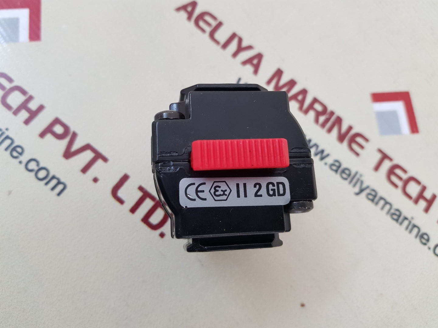 Norgren t72t-2ga-p1n shut off valve