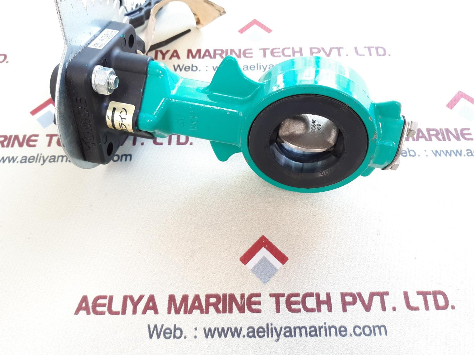 Tomoe 773z-1j-40a butterfly valve