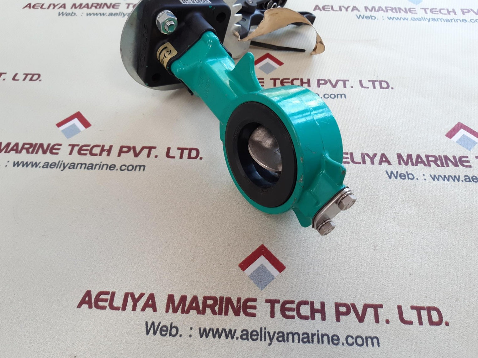 Tomoe 773z-1j-40a butterfly valve