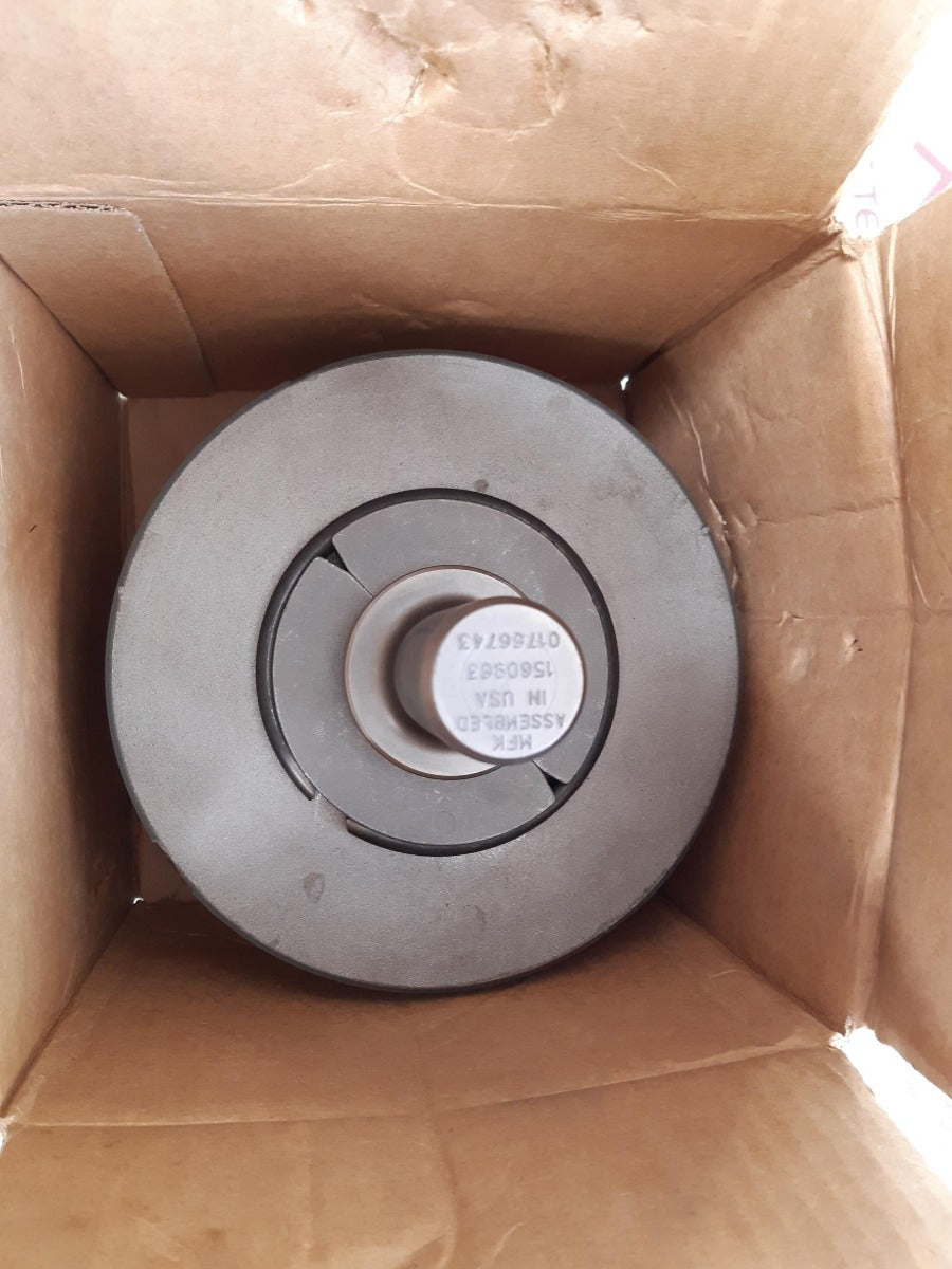 National oilwell 1560965 valve and mud pmup