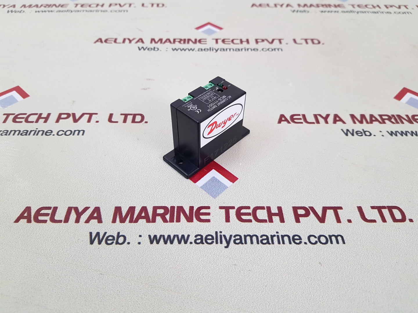 Dwyer mcs-111001 ac current switch