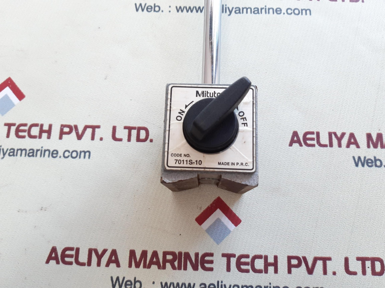 Mitutoyo 7011s-10 magnetic stand for dial indicator