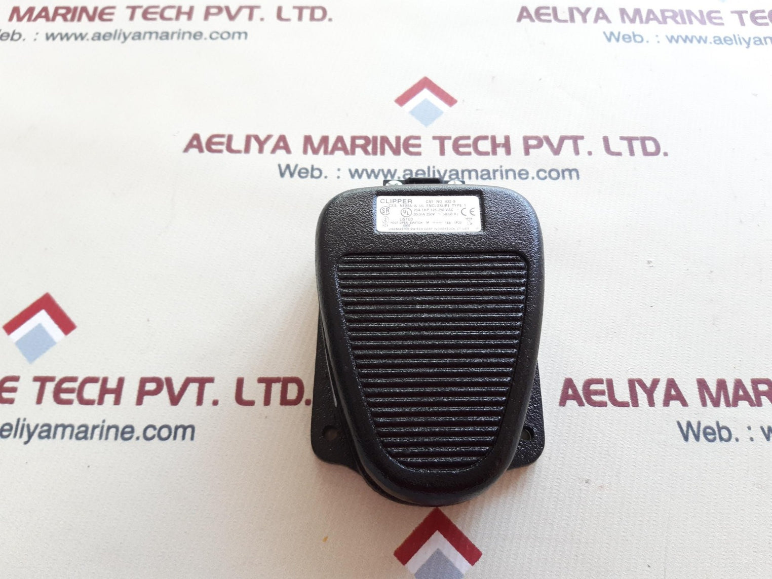 Clipper 632-s foot switch 125-250v 20a 1hp