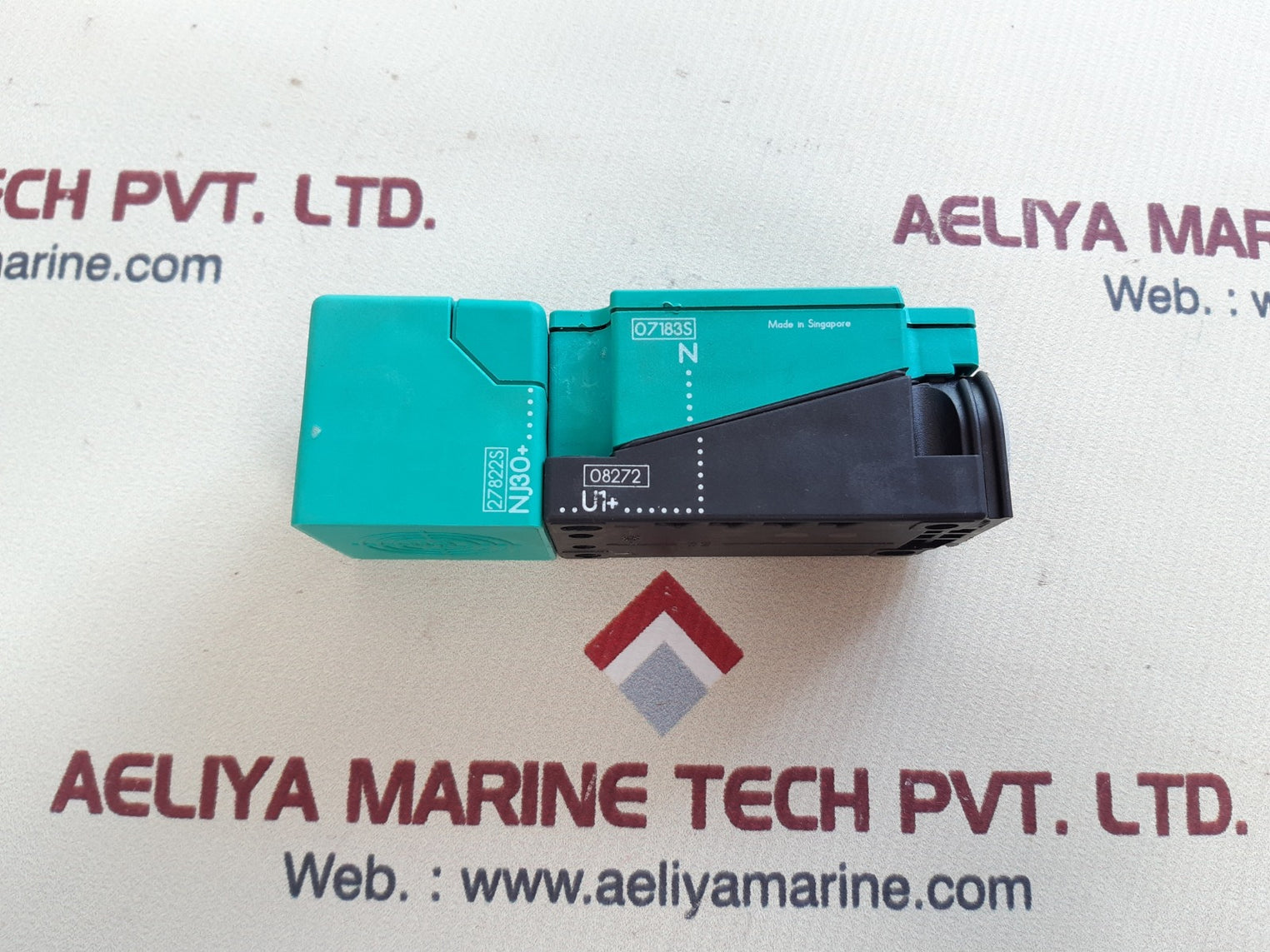 Pepperl+fuchs nj30+u1+n proximity sensor