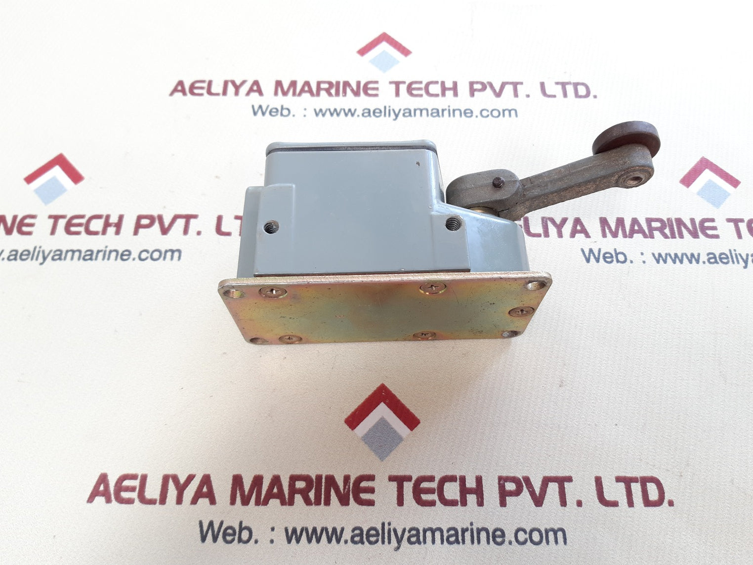 Square d class 9007 tub6 limit switch