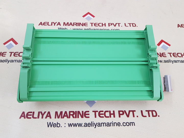 Lyngso marine /sam electronics mxm 402 multiplexer module 