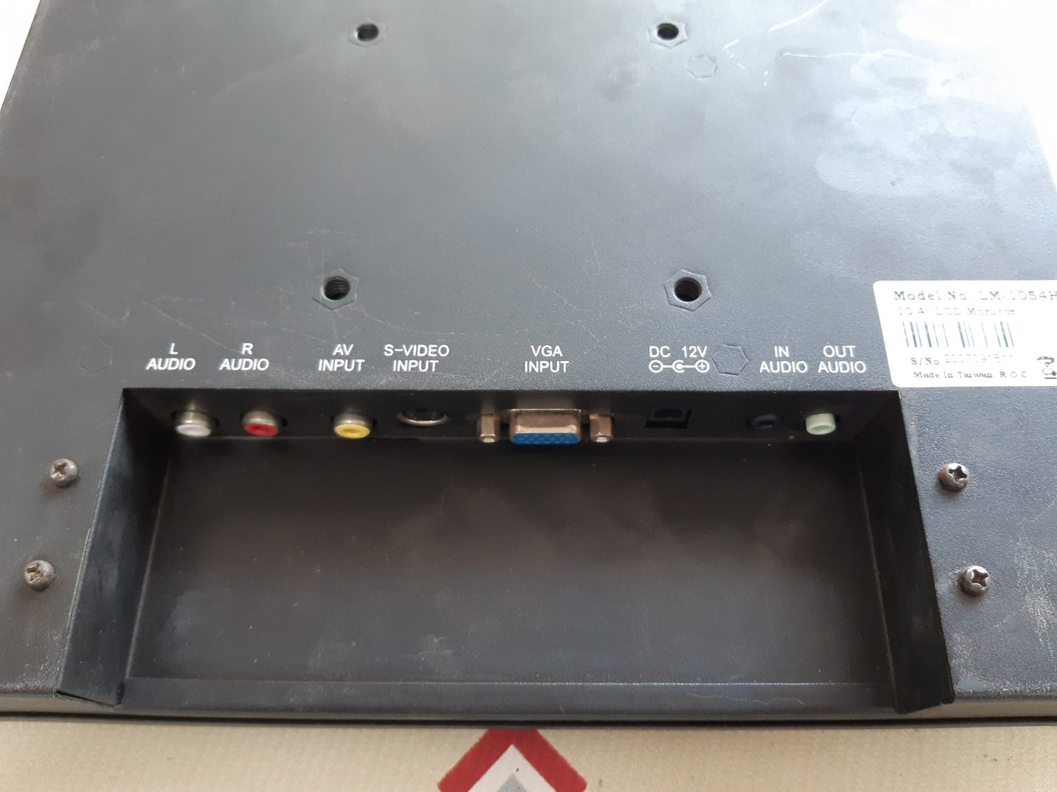 Viewtek lm-1054h 10.4