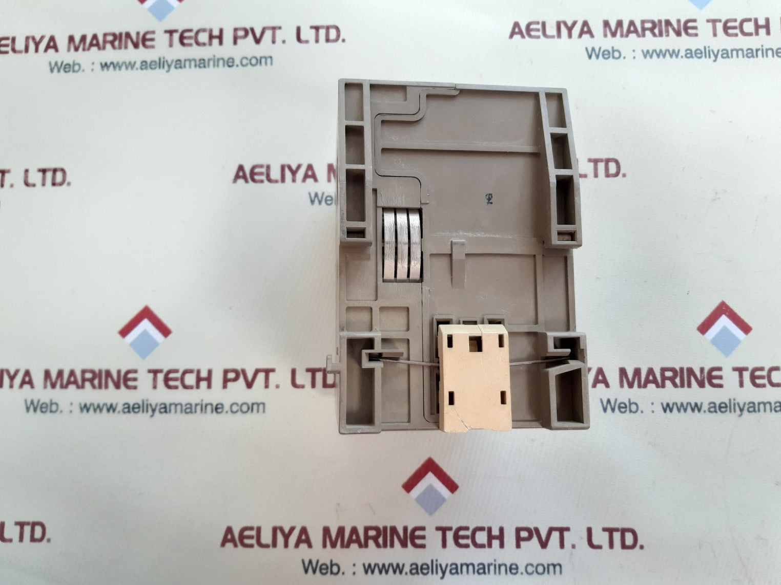 Siemens simatic s5-100u cpu 100 central processor unit 6es5 100-8ma02