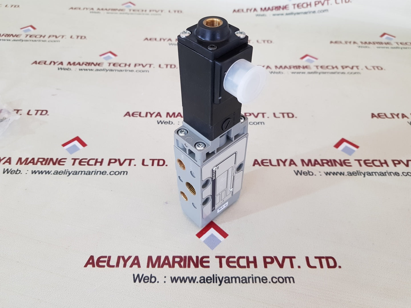 Bosch 0 820 018 028 valve