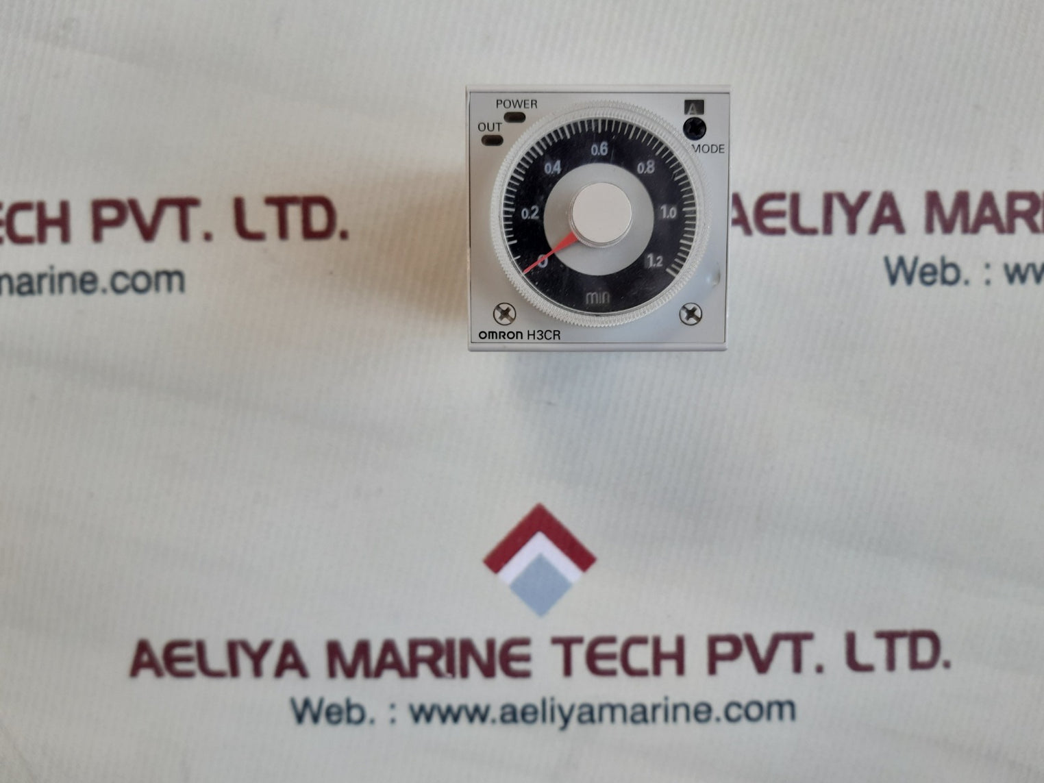 Set of 4x omron h3cr-a8 timer relay 100-240v