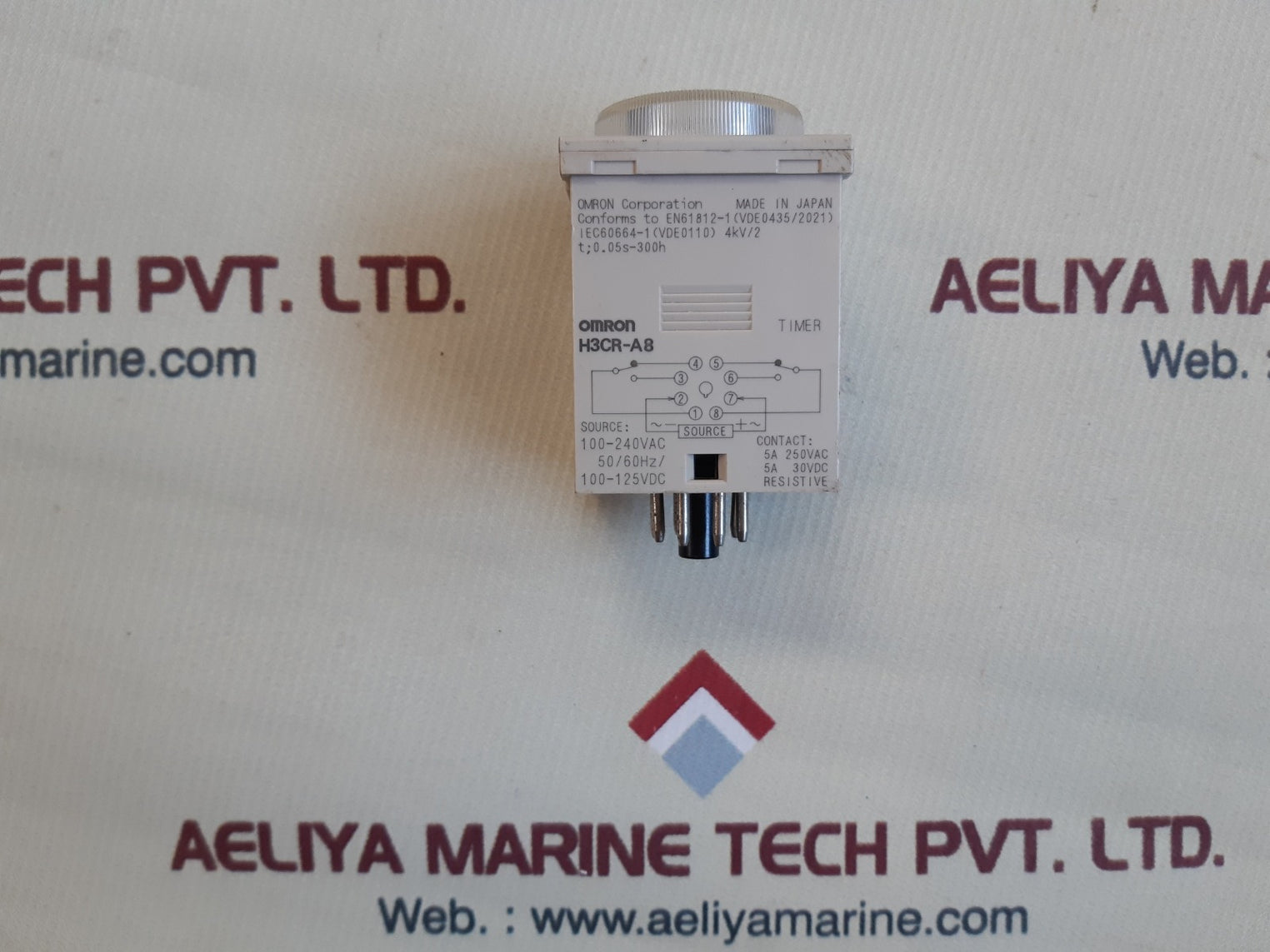 Set of 4x omron h3cr-a8 timer relay 100-240v