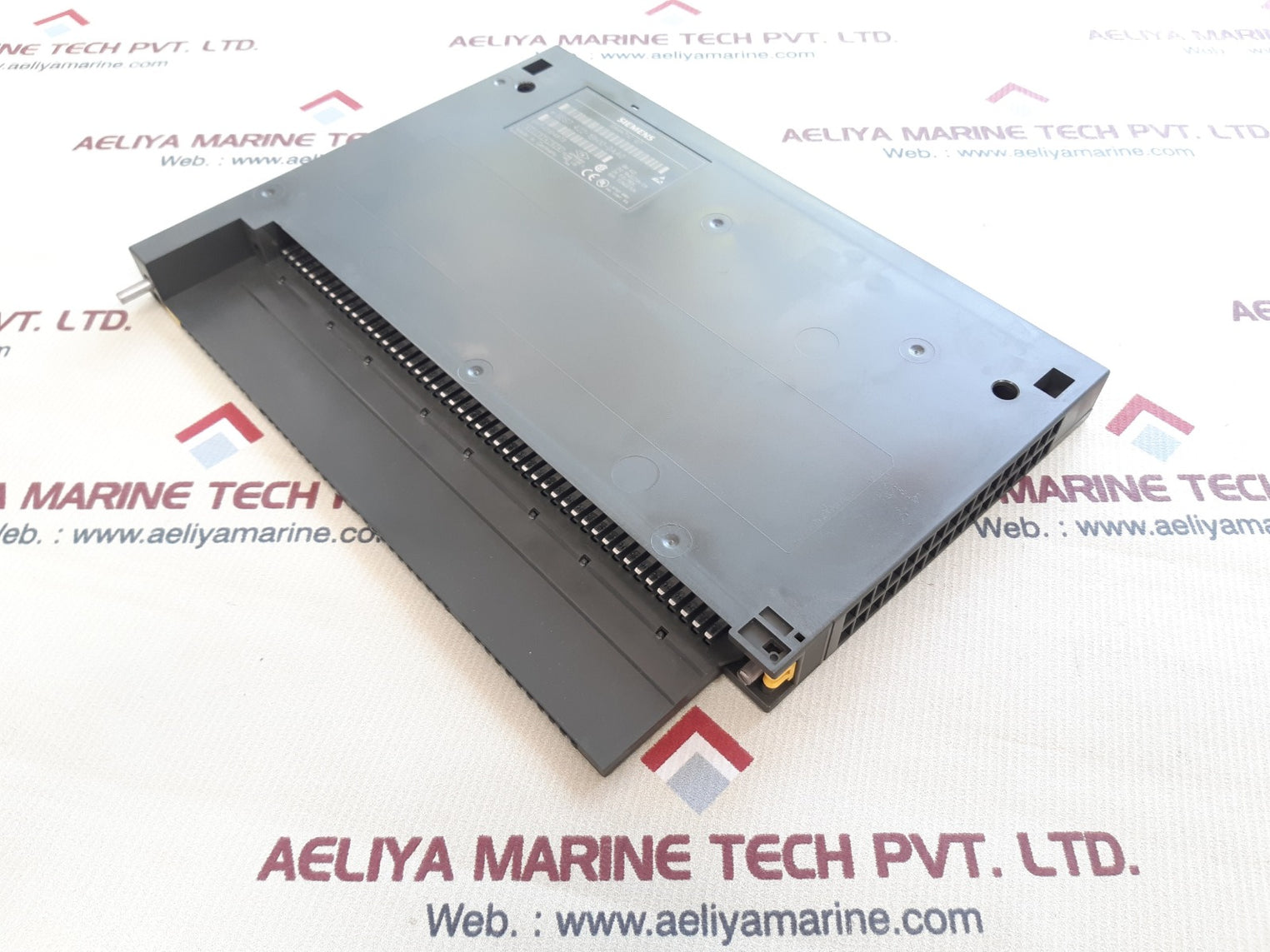 Siemens simatic s7 6es7 422-1bh10-0aa0 digital output module