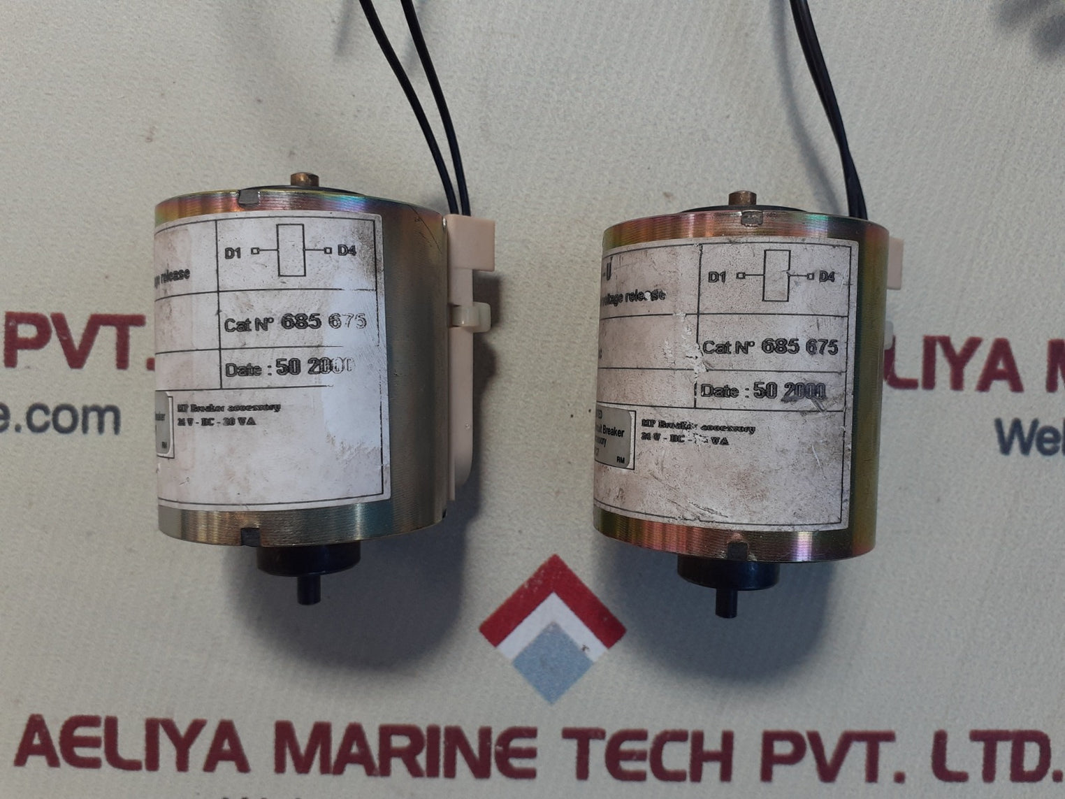 Schneider electric 685 675 undervoltage release for masterpact circuit breaker
