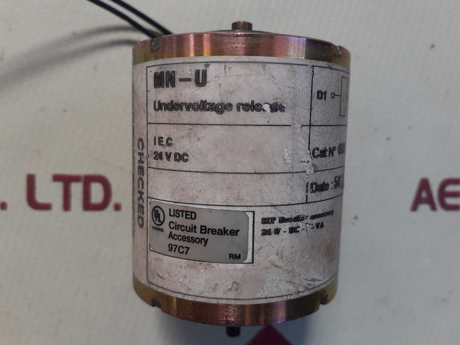 Schneider electric 685 675 undervoltage release for masterpact circuit breaker