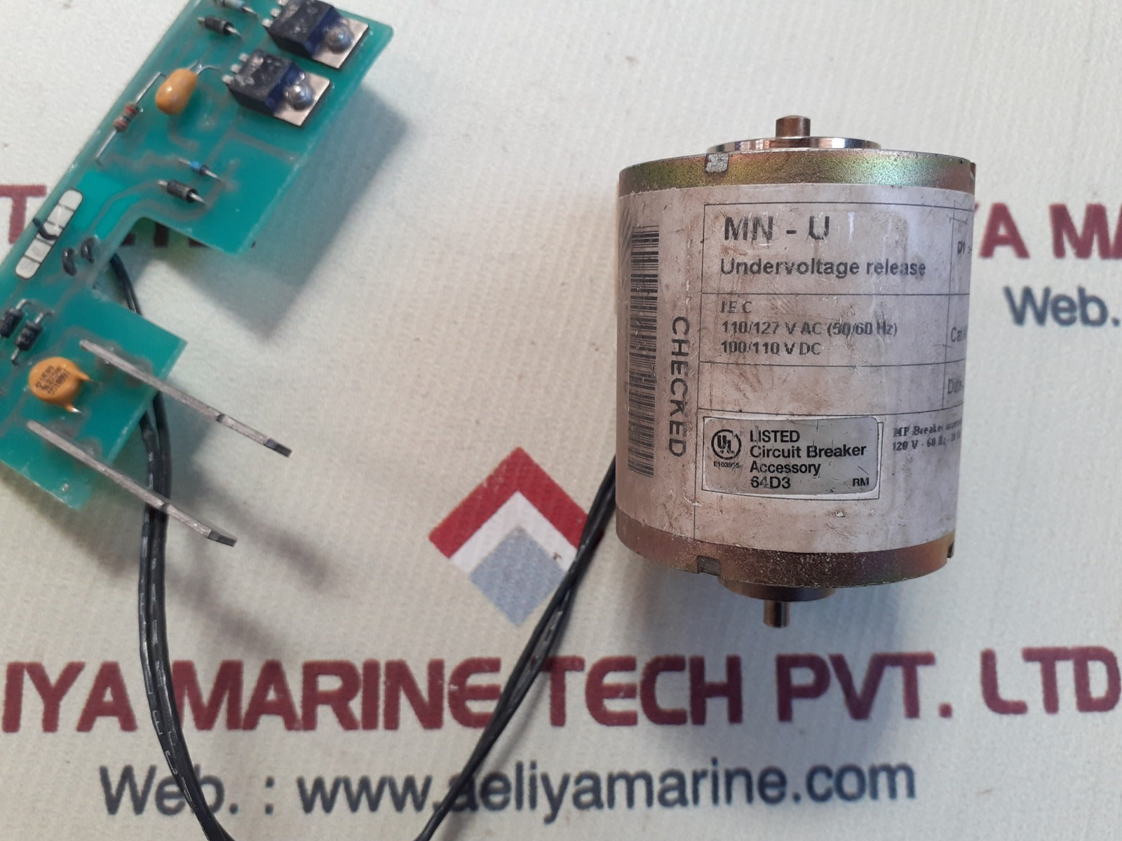 Schneider electric 685 679  mn-u undervoltage release for masterpact circuit breaker