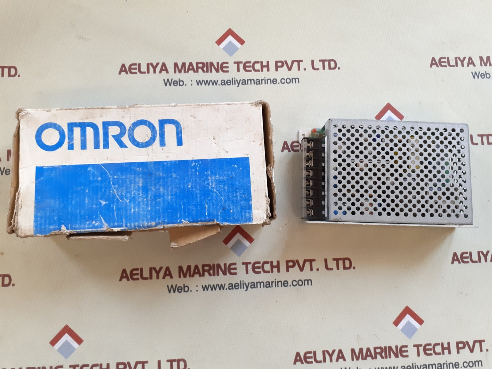 Omron s82r-5328 power supply 100-120vac 50/60hz