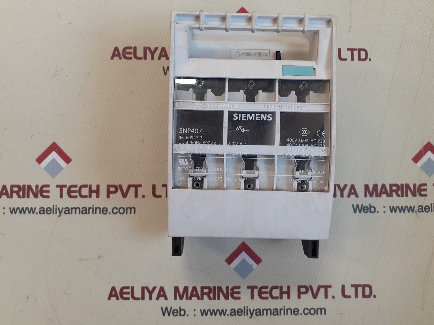 Siemens 3np407 fuseholder